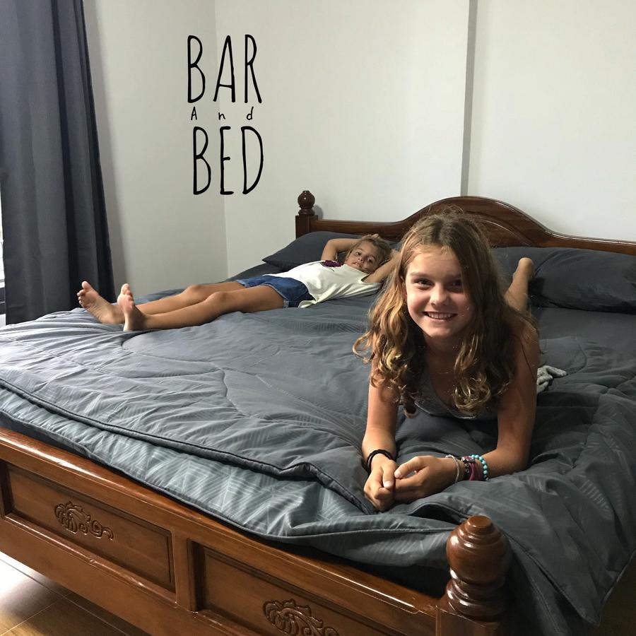 Barandbed Urt Hostel Surat Thani Buitenkant foto