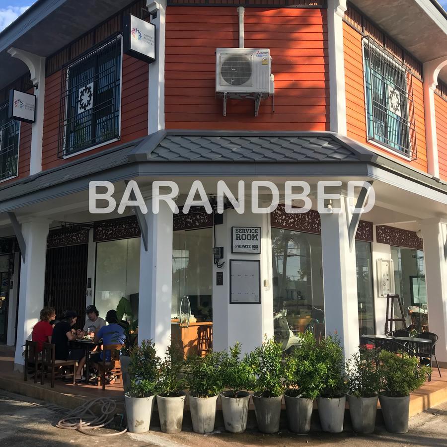 Barandbed Urt Hostel Surat Thani Buitenkant foto
