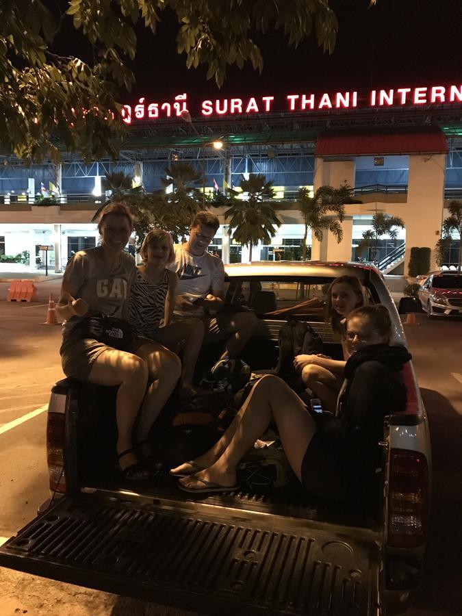 Barandbed Urt Hostel Surat Thani Buitenkant foto